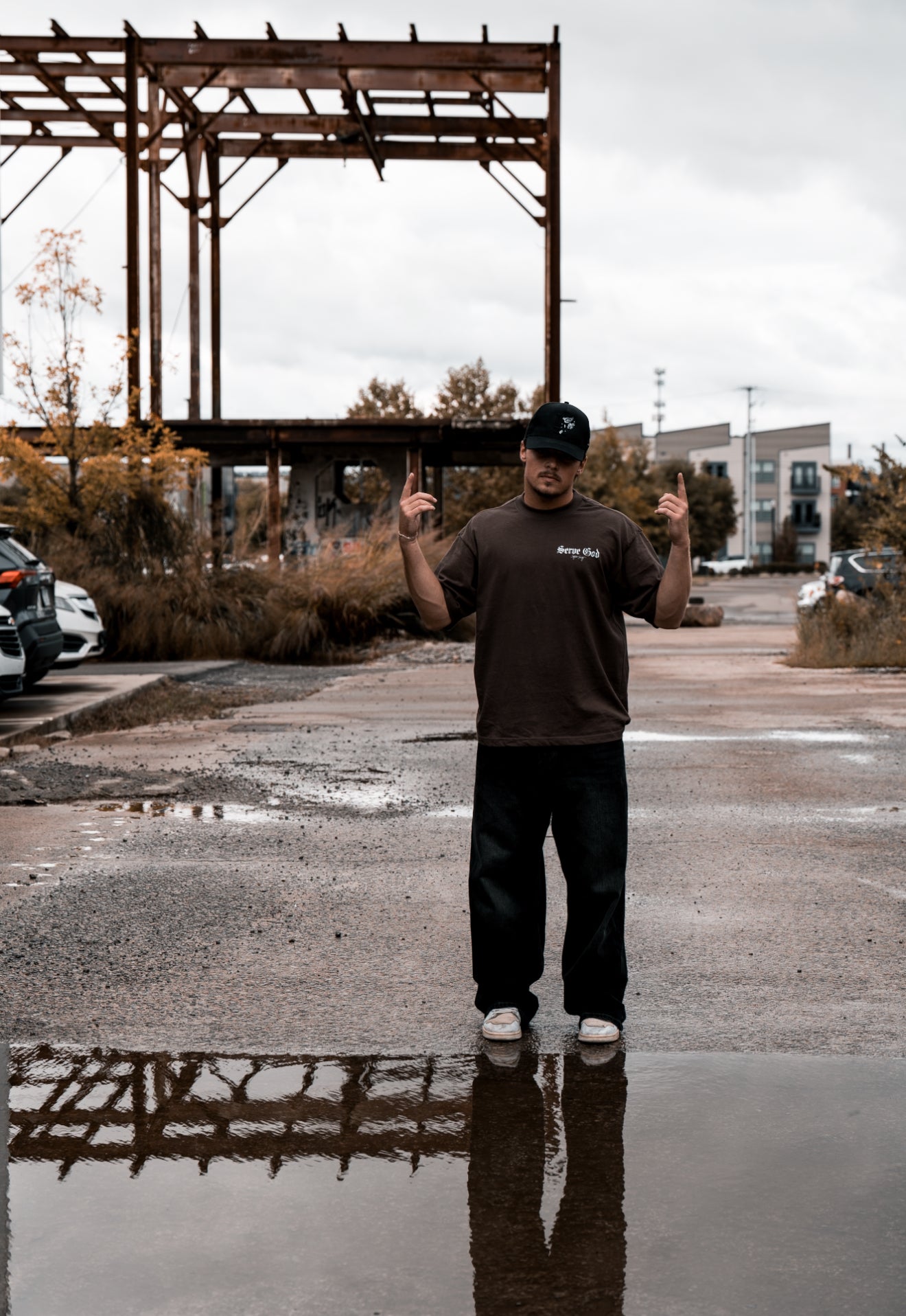 Serve God Heavyweight Tee - Mocha